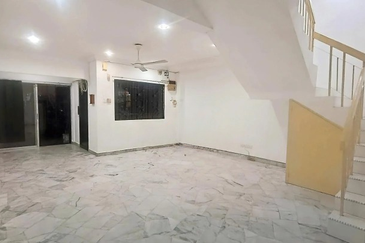 Jalan Kenari, Bandar Puchong Jaya