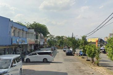 Taman Bukit Kuchai Puchong 2 Sty Shop For Rent 