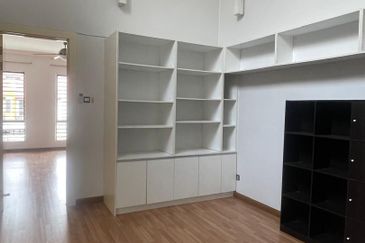 Jalan Putra Harmoni 1/2 