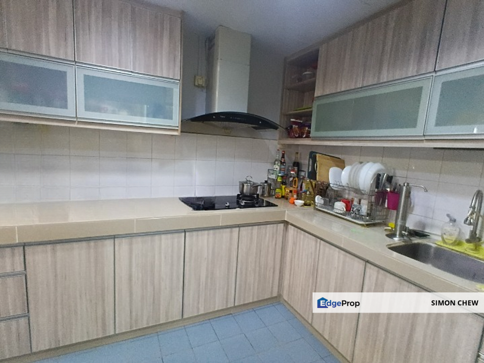 Starville Usj 19 Subang Jaya Walking Distant to LRT Station, Selangor, USJ