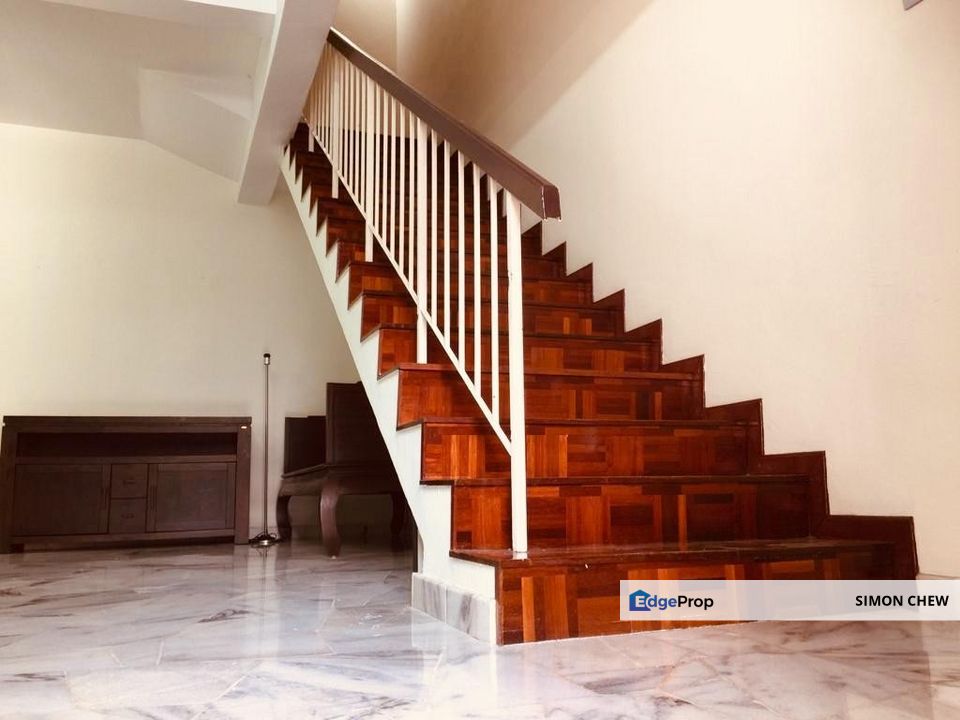 Partly Furnish Taman Wawasan 1 Puchong Double Storey For Rent , Selangor, Puchong