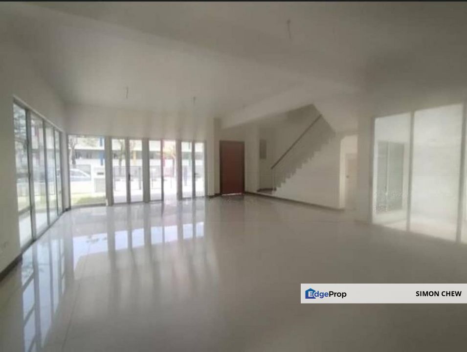 Amanria Puchong Batu 14 superlink house 3 storey for rent , Selangor, Puchong