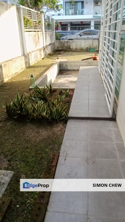 Amanria Puchong Batu 14 superlink house 3 storey for rent , Selangor, Puchong