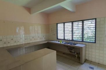 Taman Connaught (Sri Cendekia)