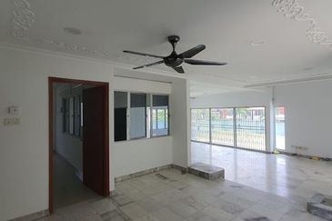 Taman Connaught (Sri Cendekia)