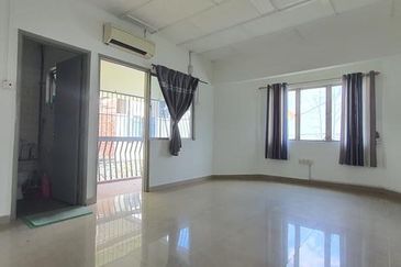 Taman Connaught (Sri Cendekia)