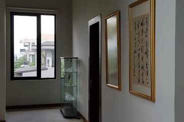 2.5 storey bungalow For Sale @ Country Heights, Damansara, Kuala Lumpur