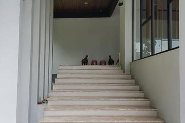 2.5 storey bungalow For Sale @ Country Heights, Damansara, Kuala Lumpur