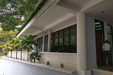 3.5 storey Bungalow For Sale @ Country Heights, Damansara, Kuala Lumpur