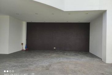 3.5 Storey Bungalow For Sale @ Country Heights, Damansara, Kuala Lumpur