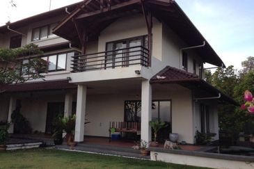 3.5 storey Bungalow for Sale @ Country Heights Damansara, Kuala Lumpur