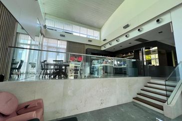 3.5 storey Bungalow for Sale @Country Heights Damansara, Kuala Lumpur