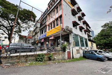 4-Storey Shop Lot Facing Main Road For Sale @ Pudu, Kuala Lumpur