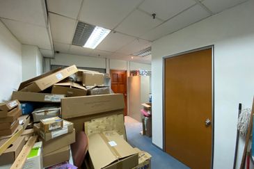 Wisma Zelan(Number One Business Centre)