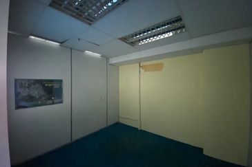 Wisma Zelan(Number One Business Centre)