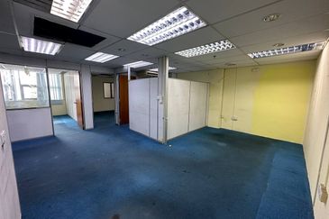 Wisma Zelan(Number One Business Centre)