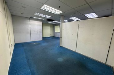 Wisma Zelan(Number One Business Centre)