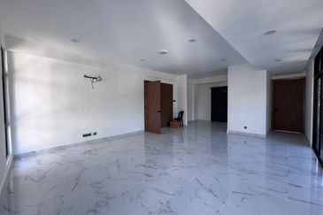 3 Storey Brand New Bungalow @ Bandar Mahkota Cheras