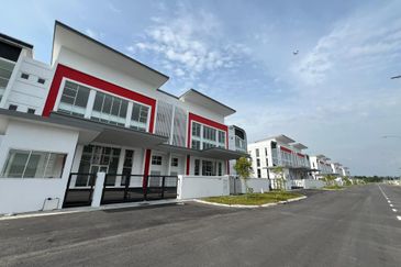 Suria Industrial Park (SIP)