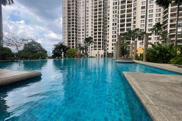 Royal Domain Sri Putramas II