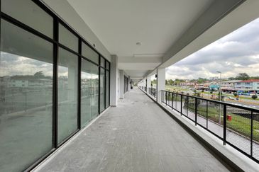 The Netizen, Bandar Tun Hussein Onn