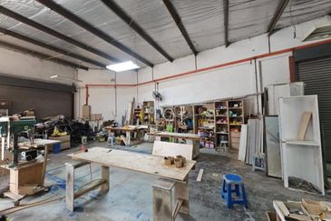 Conner Lot Factory For Sale Taman Bangi Jaya