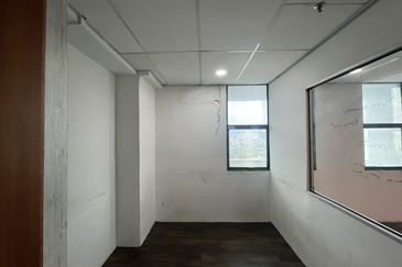 Wisma Zelan(Number One Business Centre)