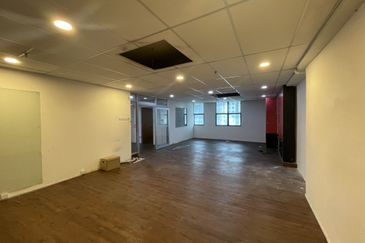 Wisma Zelan(Number One Business Centre)