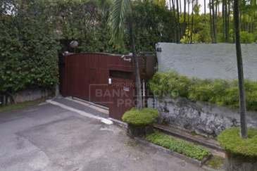 Medan Burhanuddin Helmi 