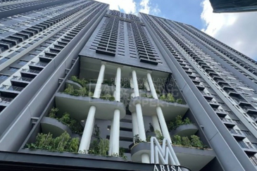 Residensi M Arisa Pelangi