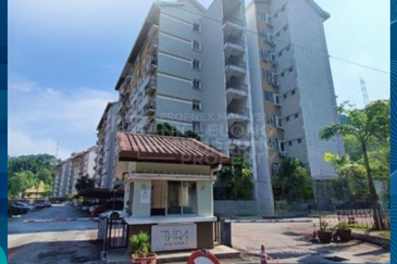 Tiara Hatamas Apartment