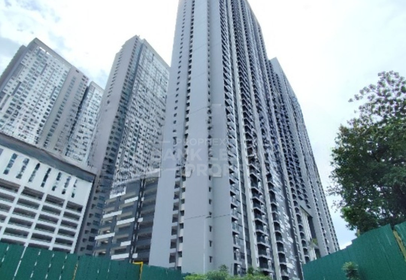 Residensi M Arisa Pelangi