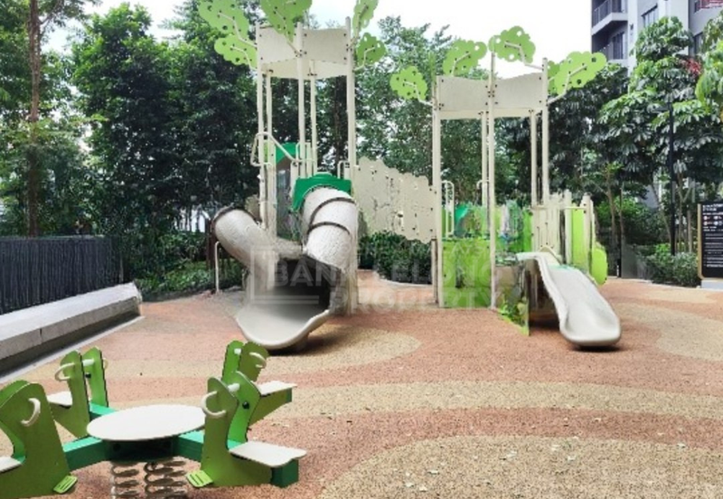 Residensi M Arisa Pelangi