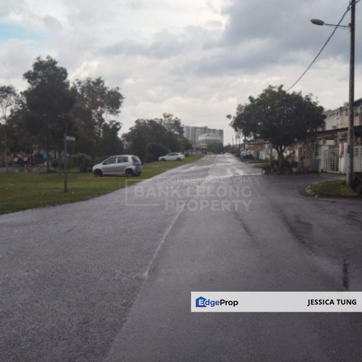 No.2, Jalan TPS 2/7 (Oakberry Residence), Taman Pelangi Semenyih 2, 43500 Semenyih, Selangor, Selangor, Semenyih