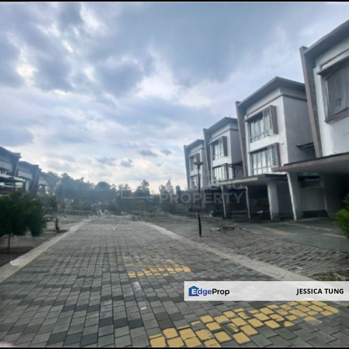 No.12A, Jalan SE 6, Sunway Eastwood, Taman Equine, Bandar Putra Permai, 43300 Seri Kembangan, Selangor, Selangor, Seri Kembangan