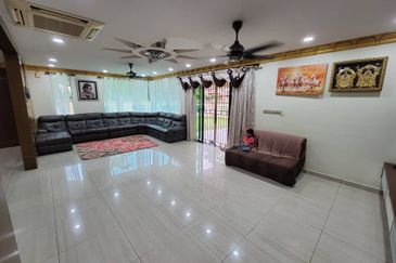 Canal Gardens, Kota Kemuning