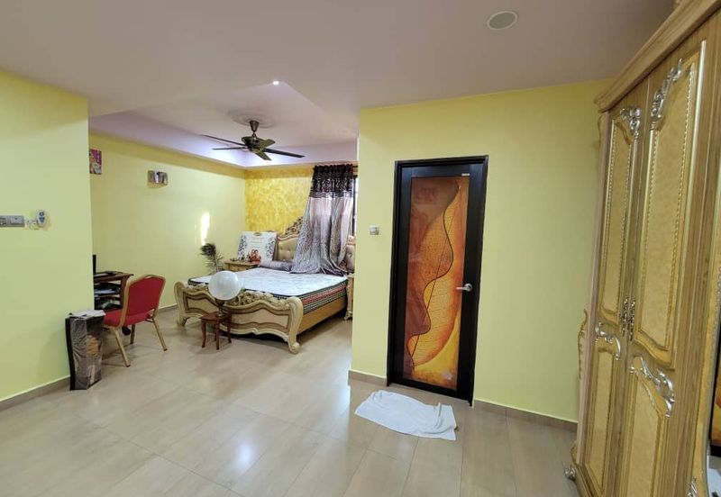 Canal Gardens, Kota Kemuning