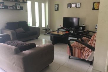 Jalan Anggerik Aranda 31/7