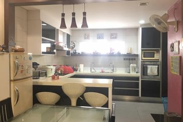 Jalan Anggerik Aranda 31/7