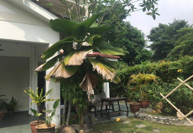 Jalan Anggerik Aranda 31/7