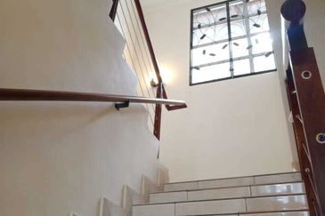 Perdana View Condominium