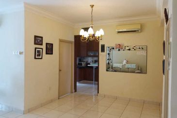 Perdana View Condominium