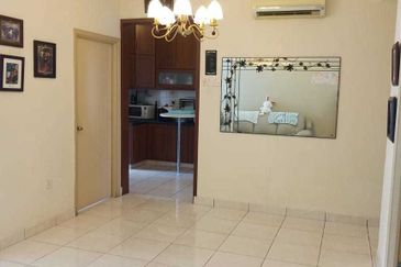 Perdana View Condominium