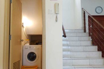 Perdana View Condominium