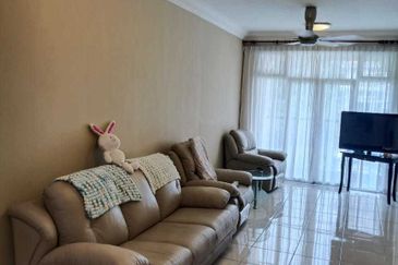 Perdana View Condominium