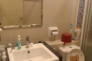 Kemuning Greenhills Semi Detached Corner House Kota Kemuning for sale gated and guarded community 