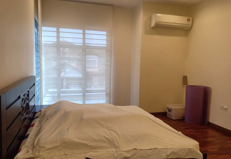 Kemuning Greenhills Semi Detached Corner House Kota Kemuning for sale gated and guarded community 