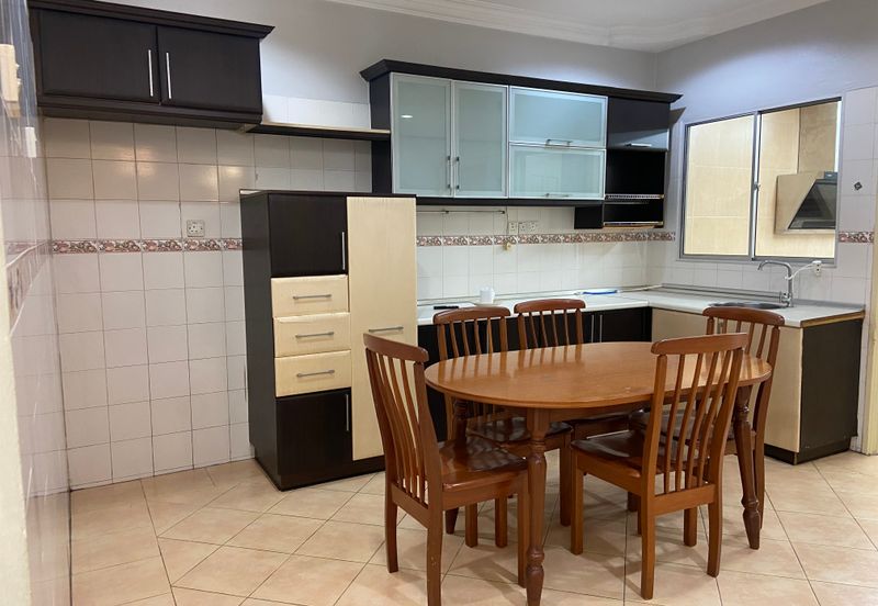 Jalan Anggerik Doritis 31/127