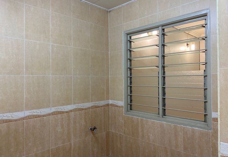 Jalan Anggerik Doritis 31/127