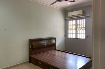 Jalan Anggerik Doritis 31/127